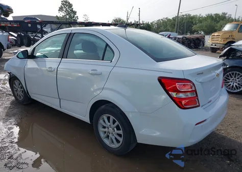 2017 Chevrolet Sonic Lt Auto из США, поврежденный, VIN 1G1JD5SB5H4137193